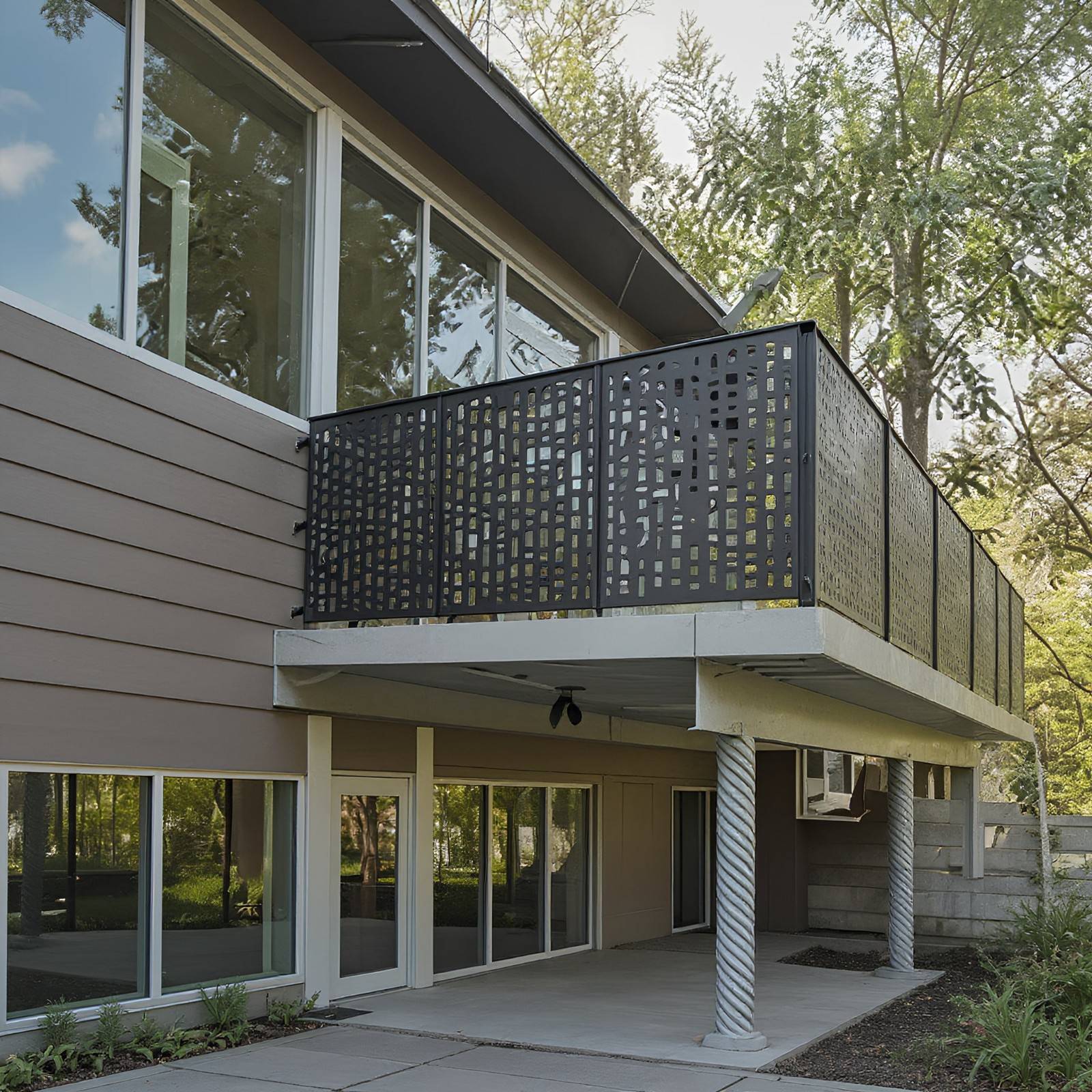 Photo by Lorenzo Herrera